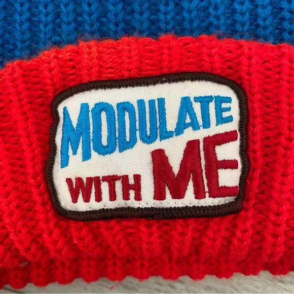 Vintage Blue and Red Knit Beanie “Modulate with ME” 70’s - Picture 2 of 12